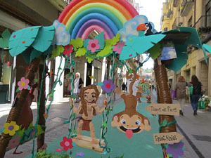 Temps de Flors 2019. Instal&middot;lacions i muntatges als espais del carrer Nou