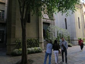 Temps de Flors 2019. Muntatges i instal&middot;lacions florals als diversos espais de l'Esgl&eacute;sia del Sagrat Cor