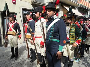 XII Festa Reviu els Setges Napole&ograve;nics de Girona. Desfilada pels carrers de Girona