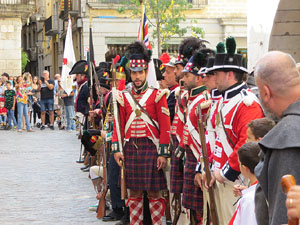 XII Festa Reviu els Setges Napole&ograve;nics de Girona. Desfilada pels carrers de Girona