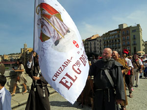XII Festa Reviu els Setges Napole&ograve;nics de Girona. Presentaci&oacute; a la pla&ccedil;a de la Independ&egrave;ncia