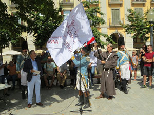 XII Festa Reviu els Setges Napole&ograve;nics de Girona. Presentaci&oacute; a la pla&ccedil;a de la Independ&egrave;ncia