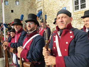 XII Festa Reviu els Setges Napole&ograve;nics de Girona. Presentaci&oacute; a la pla&ccedil;a de Sant Dom&egrave;nec