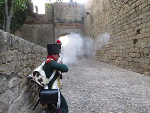 XII Festa Reviu els Setges Napole&ograve;nics de Girona. Combat al portal de Sant Crist&ograve;fol