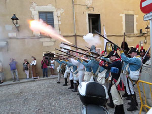 XII Festa Reviu els Setges Napole&ograve;nics de Girona. Combats a la pla&ccedil;a dels Lledoners