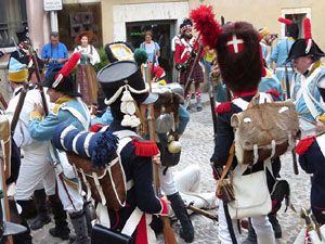 XII Festa Reviu els Setges Napole&ograve;nics de Girona. Combats a la pla&ccedil;a dels Lledoners