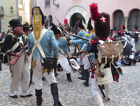 XII Festa Reviu els Setges Napole&ograve;nics de Girona. Combats a la pla&ccedil;a dels Lledoners