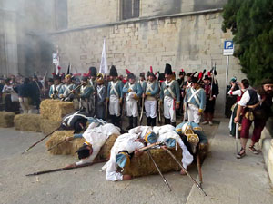 XII Festa Reviu els Setges Napoleònics de Girona. Combats a la plaça dels Apòstols