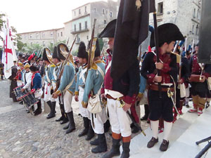 XII Festa Reviu els Setges Napole&ograve;nics de Girona. Atac a la pla&ccedil;a de Sant Dom&egrave;nec