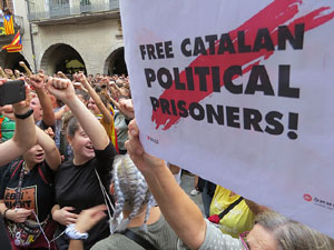 Concentraci&oacute; de rebuig de la sent&egrave;ncia a la pla&ccedil;a del Vi