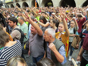 Concentraci&oacute; de rebuig de la sent&egrave;ncia a la pla&ccedil;a del Vi