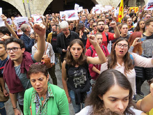 Concentraci&oacute; de rebuig de la sent&egrave;ncia a la pla&ccedil;a del Vi