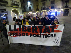 Concentració a la plaça del Vi per la independència i la llibertat dels presos polítics
