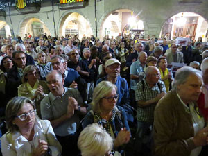 Concentració a la plaça del Vi per la independència i la llibertat dels presos polítics