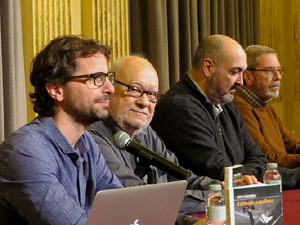Concentraci&oacute; a la pla&ccedil;a del Vi per la independ&egrave;ncia i la llibertat dels presos pol&iacute;tics