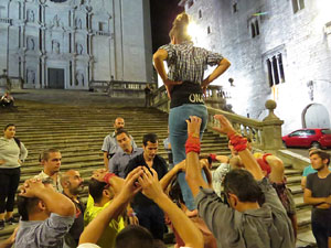 Fires 2019. Assaig de pilar de 4 a les escales de la Catedral pels Marrecs de Salt