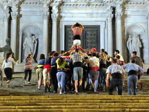 Fires 2019. Assaig de pilar de 4 a les escales de la Catedral pels Marrecs de Salt