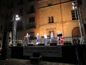 Fires 2019. Tradicional cantada d'havaneres a les escales de la Catedral pel grup Terra Endins