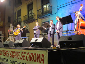Fires 2019. Tradicional cantada d'havaneres a les escales de la Catedral pel grup Terra Endins