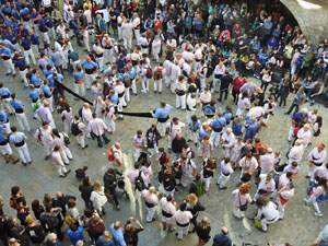 Fires 2019. La Diada Castellera a la plaça del Vi, amb els Marrecs de Salt, els Capgrossos de Mataró i els Minyons de Terrassa