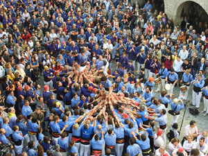 Fires 2019. La Diada Castellera a la plaça del Vi, amb els Marrecs de Salt, els Capgrossos de Mataró i els Minyons de Terrassa