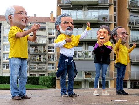 Els capgrossos dedicats a Jordi Cuixart,i els Consellers Dolors Bassa, Josep Rull Llu&iacute;s Puig