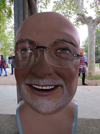 El capgros dedicat a Llu&iacute;s Puig