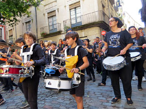 Fires 2019. Passejada de Fires de la Mula Baba i representació de titelles