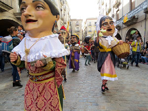 Fires 2019. Passejada amb els capgrossos de la ciutat i Fal&middot;lera Gironina