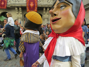 Fires 2019. Passejada amb els capgrossos de la ciutat i Fal&middot;lera Gironina