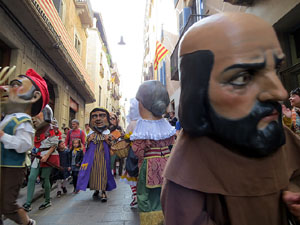 Fires 2019. Passejada amb els capgrossos de la ciutat i Fal&middot;lera Gironina