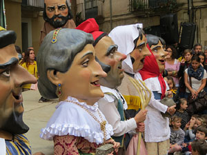 Fires 2019. Passejada amb els capgrossos de la ciutat i Fal&middot;lera Gironina