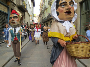 Fires 2019. Passejada amb els capgrossos de la ciutat i Fal&middot;lera Gironina