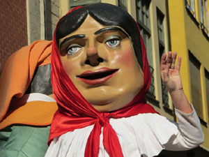 Fires 2019. Passejada amb els capgrossos de la ciutat i Fal&middot;lera Gironina