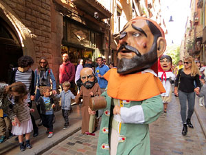 Fires 2019. Passejada amb els capgrossos de la ciutat i Fal&middot;lera Gironina