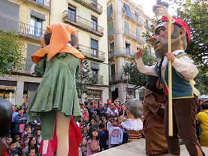 Fires 2019. Passejada amb els capgrossos de la ciutat i Fal&middot;lera Gironina