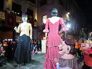 Fires 2019. Pregó de Fires. Entrada i ballades de capgrossos, gegants i faràndula a la plaça del Vi