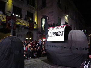 Fires 2019. Pregó de Fires. Entrada i ballades de capgrossos, gegants i faràndula a la plaça del Vi
