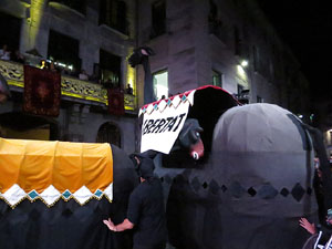 Fires 2019. Pregó de Fires. Entrada i ballades de capgrossos, gegants i faràndula a la plaça del Vi