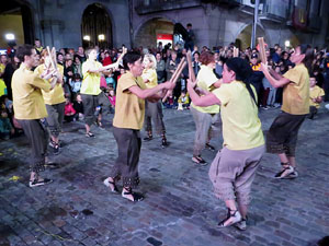 Fires 2019. Pregó de Fires. Entrada i ballades de capgrossos, gegants i faràndula a la plaça del Vi