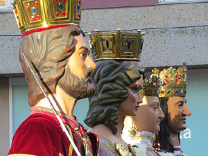 Fires 2019. Preg&oacute; de Fires. Les cercaviles de gegants i capgrossos fins la pla&ccedil;a del Vi