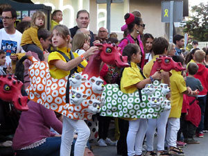 Fires 2019. Preg&oacute; de Fires. Les cercaviles de gegants i capgrossos fins la pla&ccedil;a del Vi