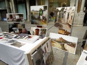 Fires 2019. Fira del Dibuix i la Pintura a la Rambla de la Llibertat i la pla&ccedil;a del Vi