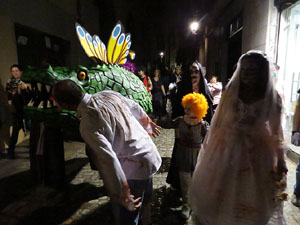 Fires 2019. 8a. Zombie Walk de Girona dins el festival Acocollona't