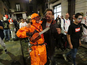 Fires 2019. 8a. Zombie Walk de Girona dins el festival Acocollona't