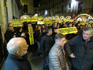 Manifestació de protesta contra les resolucions de la Junta Electoral Central que inhabilita el President Quim Torra