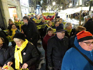 Manifestació de protesta contra les resolucions de la Junta Electoral Central que inhabilita el President Quim Torra
