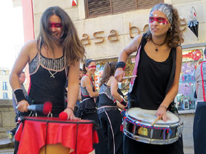 Nadal 2019. La percussi&oacute; de Bloc Quilombo per la Marat&oacute; de TV3