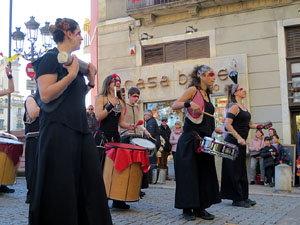 Nadal 2019. La percussi&oacute; de Bloc Quilombo per la Marat&oacute; de TV3
