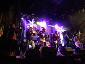 Nadal 2019 a Girona. Concert de Cap d'Any amb La Tropical versions